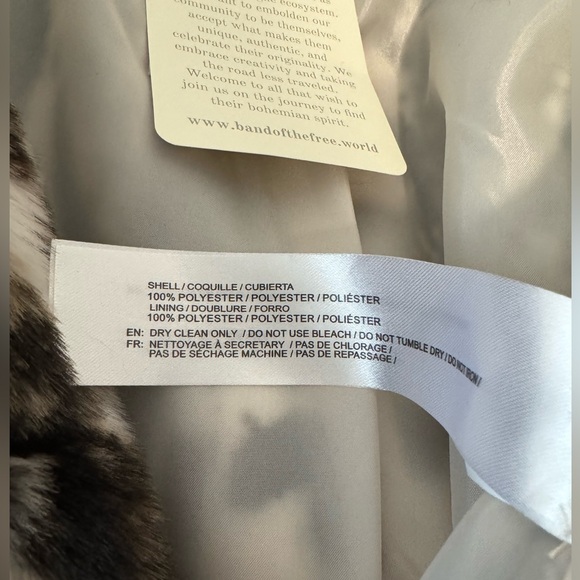 NWT Band of the Free Ivory & Black Faux Fur Jacket Sz Small - Picture 8 of 10